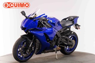 YAMAHA YZF R1