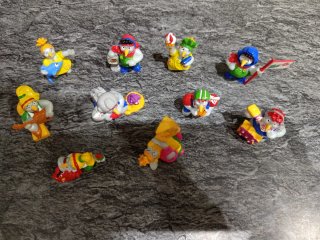 Lote 2 Colecciones Kinder Sorpresa Figuras