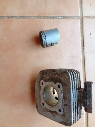 Cilindro y pistón Derbi Atlantis 49cc
