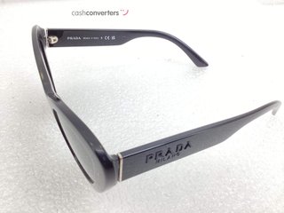 gafa de sol señora prada spr13y