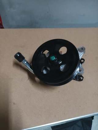 Bomba Dirección Asistida Ssangyong ISTANA