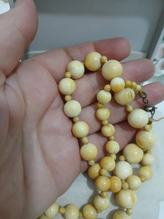 Collana antica e preziosa perle beige e oro