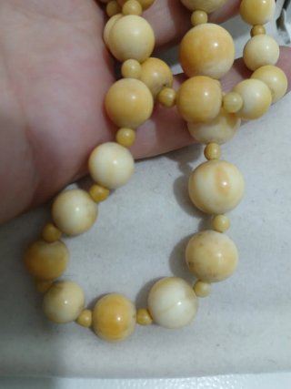 Collana antica e preziosa perle beige e oro