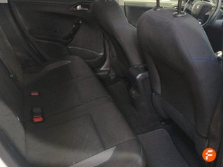 Peugeot 2008 Active BlueHDI 100 S&S BVM6