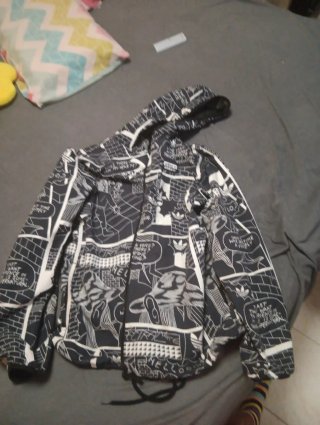 Sudadera Adidas con estampado