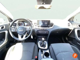 Kia Ceed 1.6 MHEV iMT 100kW (136CV) Drive