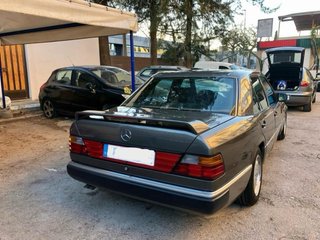 Mercedes-Benz Clase E 1992