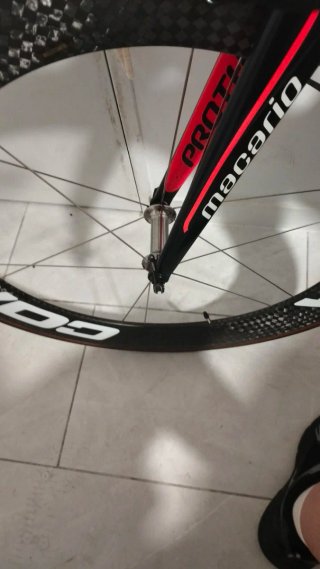 Bicicleta Macario Prothos fibra de carbono