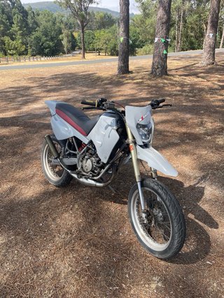 Derbi senda