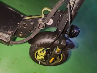 Patinete Eléctrico ZWheel S4 Verde y Negro