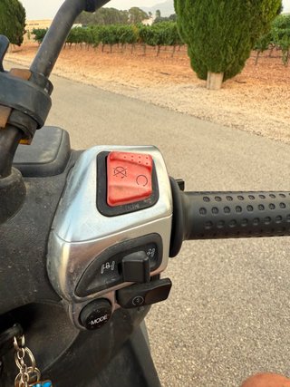Piaggio MP3 125cc Roja Trike