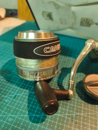 Carrete de pesca Cando 9000