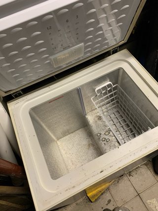 Congelatore a pozzetto bianco