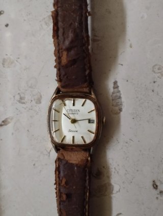Orologio Citizen Seven Quarzo Marrone/Oro