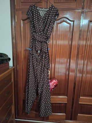 Conjunto de lunares marrón