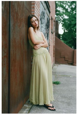 Vestido Zara verde con pedrería