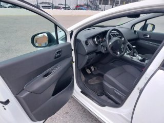 Peugeot 3008 2016
