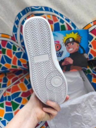 Zapatillas Naruto Blancas y Naranja