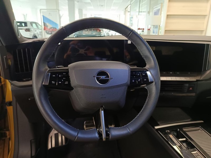 Opel Astra 2024, foto 12