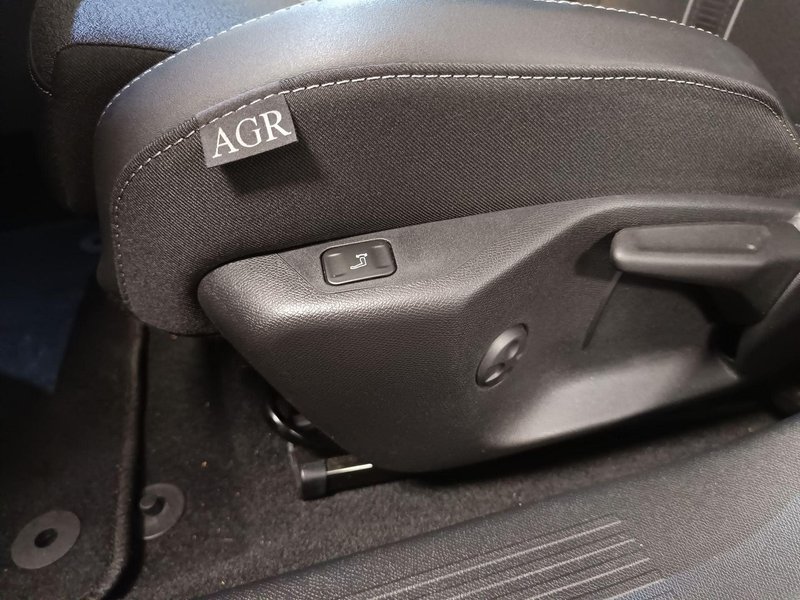 Opel Astra 2024, foto 14