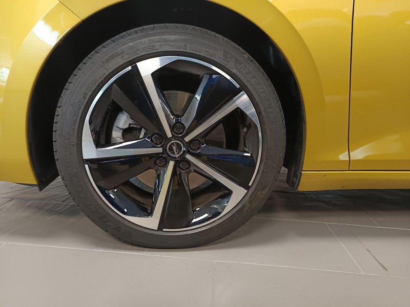 Opel Astra 2024, foto 17