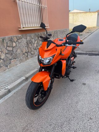 Kawasaki Z750 9.000km