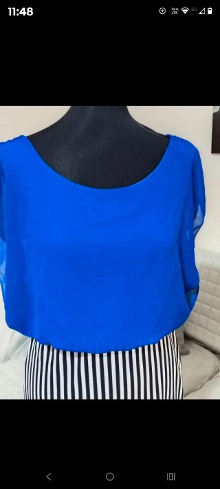 Abito elegante blu e nero