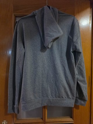 Sudadera MM Studio con capucha Made in Italy