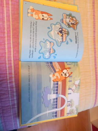 Bluey. La piscina
