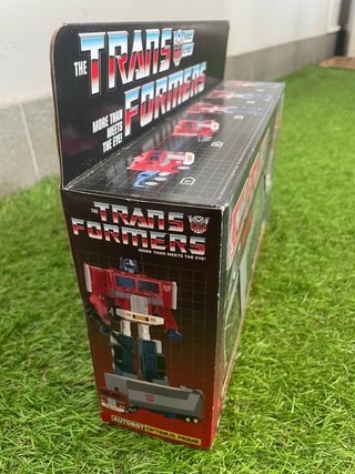 Transformers Optimus Prime (Aniversario 40 anos)