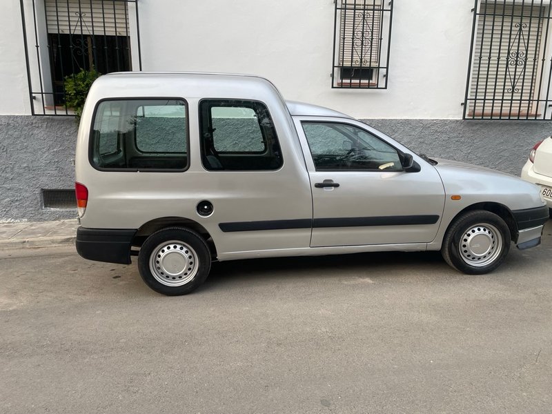 SEAT Inca 2000 - foto 1