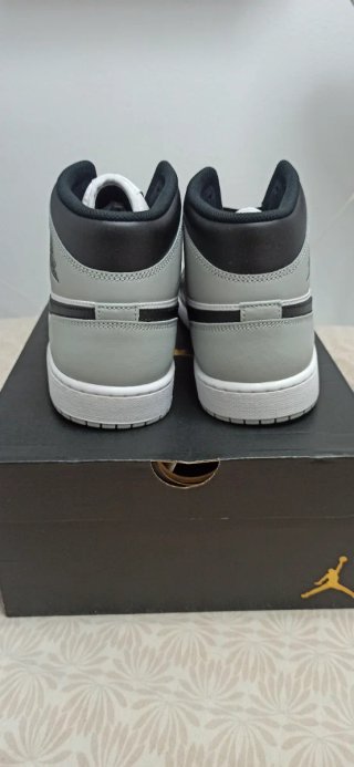 Air Jordan 1 Mid Negro Gris Blanco T.46