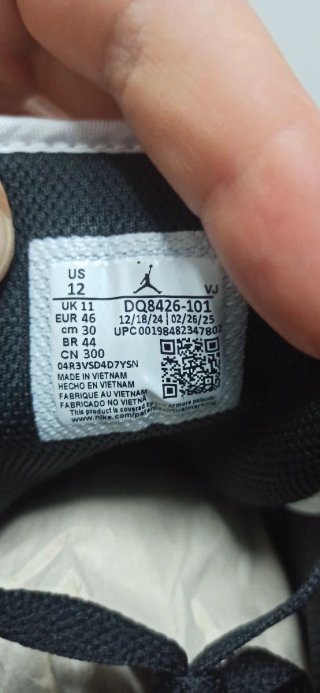Air Jordan 1 Mid Negro Gris Blanco T.46