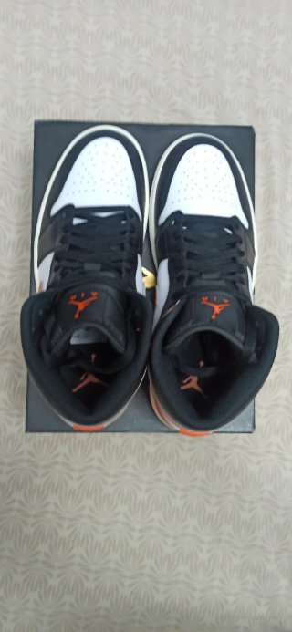Nike Air Jordan 1 Mid Negro Naranja T. 42.5
