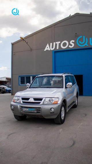Mitsubishi Montero 2004