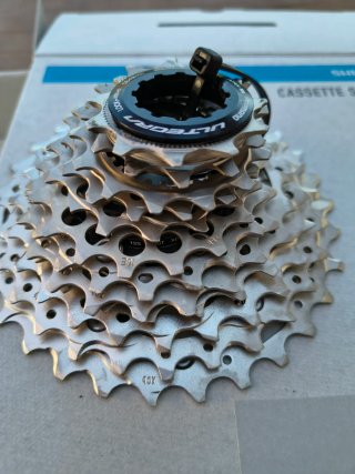 Cassette Shimano Ultegra R8100 11-30 12V NUEVO