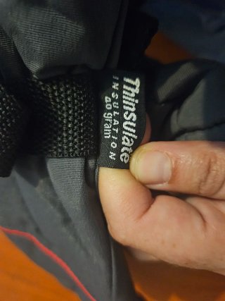 Conjunto Chaqueta, guantes y Pantalón Nieve