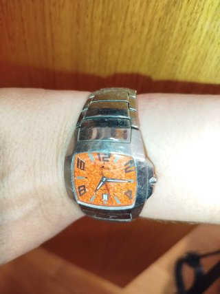 Reloj LOTUS naranja