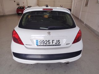 Peugeot 207 2006