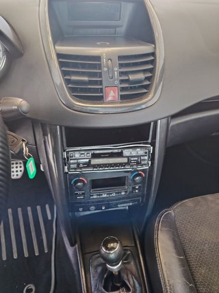 Peugeot 207 2006