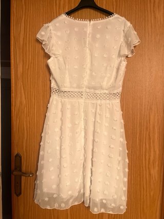 Abito bianco in voile con pois