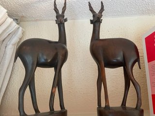 Figuras Antiguas Antílopes Ébano