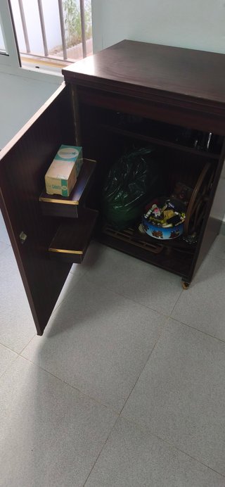 Máquina de coser Alfa antigua