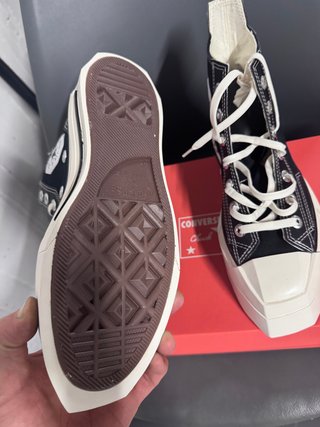 Converse plataforma negras talla 37.5