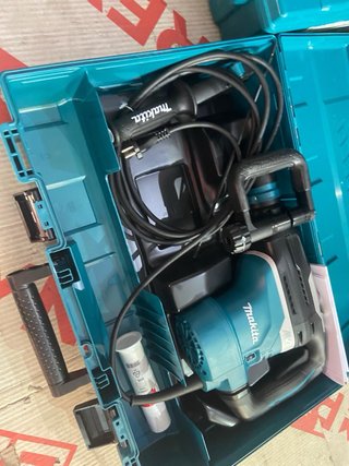 Taladro Makita HR4013C 40mm AVT