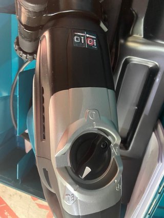 Taladro Makita HR4013C 40mm AVT