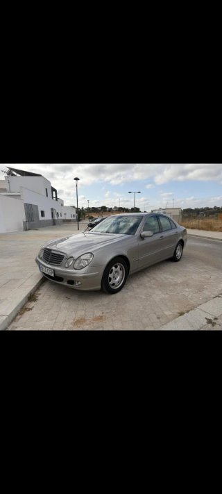 Mercedes-Benz Clase E 2004