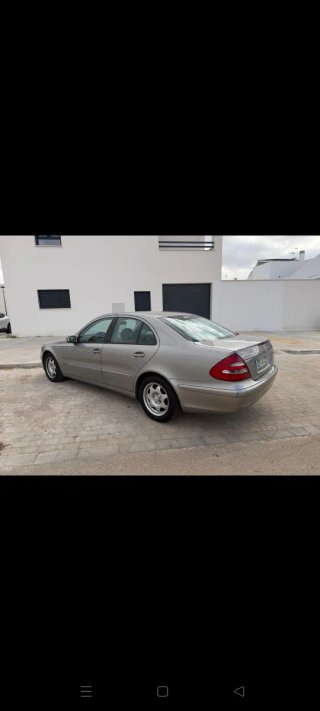 Mercedes-Benz Clase E 2004