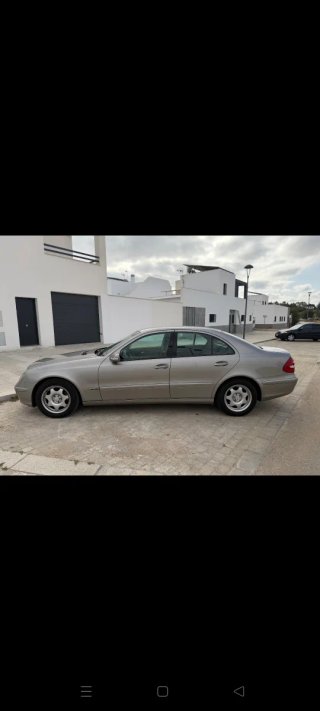 Mercedes-Benz Clase E 2004