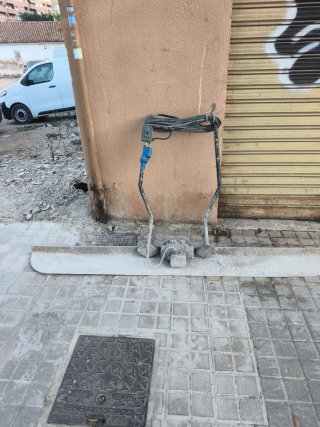 Regla vibradora para hormigón